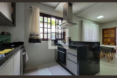 Casa para alugar com 150m², 4 quartos e 3 vagasCozinha