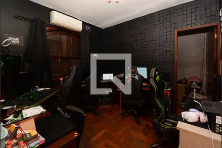 Casa à venda com 189m², 4 quartos e 2 vagas Casa à venda com 189m², 4 quartos e 2 vagasQuarto 3