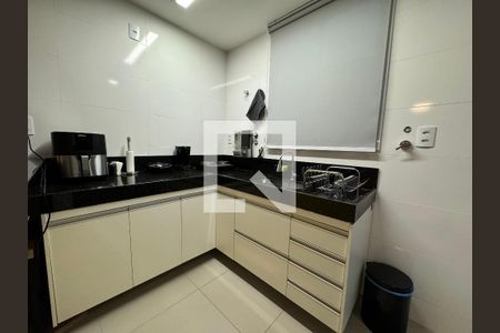 Cozinha de apartamento à venda com 2 quartos, 148m² em Gutierrez, Belo Horizonte