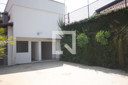 Casa para alugar com 150m², 3 quartos e 2 vagasQuintal