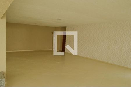 Apartamento para alugar com 45m², 2 quartos e 1 vaga Apartamento para alugar com 45m², 2 quartos e 1 vagaÁrea comum - Salão de festas