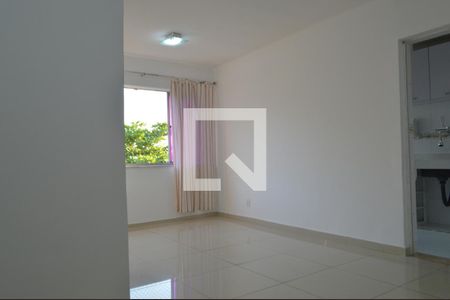 Sala de apartamento para alugar com 2 quartos, 45m² em Pechincha, Rio de Janeiro