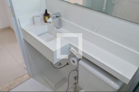 Apartamento para alugar com 45m², 2 quartos e 1 vaga Apartamento para alugar com 45m², 2 quartos e 1 vagaBanheiro