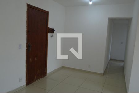 Sala de apartamento para alugar com 2 quartos, 45m² em Pechincha, Rio de Janeiro