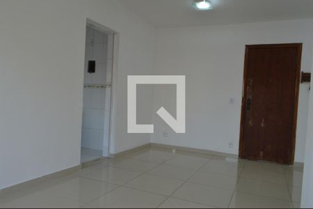 Sala de apartamento para alugar com 2 quartos, 45m² em Pechincha, Rio de Janeiro