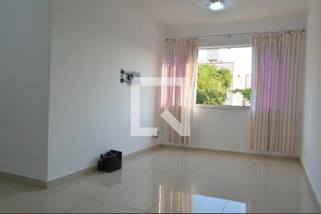 Sala  de apartamento para alugar com 2 quartos, 45m² em Pechincha, Rio de Janeiro
