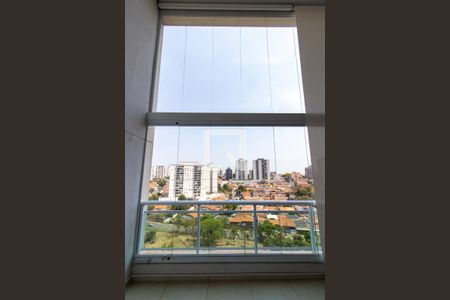 Apartamento para alugar com 188m², 4 quartos e 3 vagas Apartamento para alugar com 188m², 4 quartos e 3 vagasVaranda