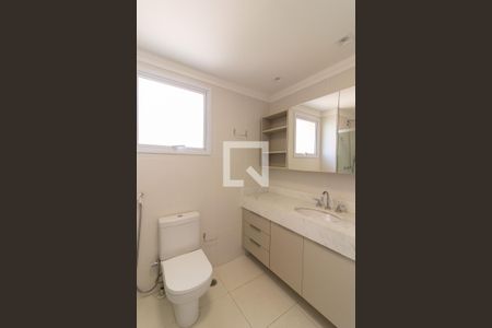 Apartamento para alugar com 188m², 4 quartos e 3 vagas Apartamento para alugar com 188m², 4 quartos e 3 vagasBanheiro do Quarto 1