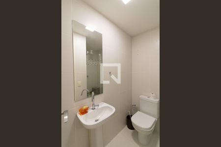 Apartamento para alugar com 188m², 4 quartos e 3 vagas Apartamento para alugar com 188m², 4 quartos e 3 vagasBanheiro Social