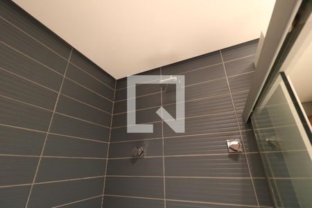 Apartamento à venda com 160m², 3 quartos e 3 vagasBanheiro da Suíte 1 - Chuveiro