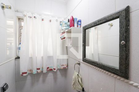 Casa à venda com 200m², 4 quartos e 5 vagasLavabo