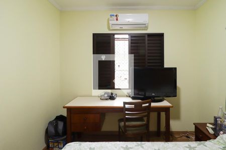 Quarto 1 de casa à venda com 4 quartos, 200m² em Jardim São Paulo(zona Norte), São Paulo