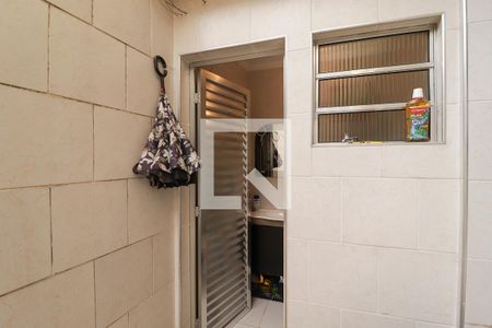 Casa à venda com 200m², 4 quartos e 5 vagasBanheiro de Serviço