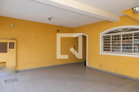 Casa à venda com 305m², 4 quartos e 3 vagas Casa à venda com 305m², 4 quartos e 3 vagasGaragem