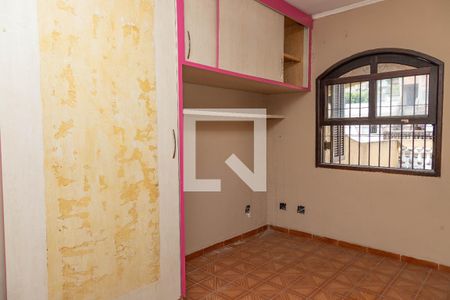 Casa à venda com 305m², 4 quartos e 3 vagas Casa à venda com 305m², 4 quartos e 3 vagasQuarto 2