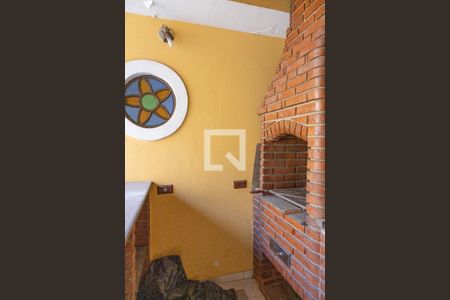 Casa à venda com 305m², 4 quartos e 3 vagas Casa à venda com 305m², 4 quartos e 3 vagasChurrasqueira