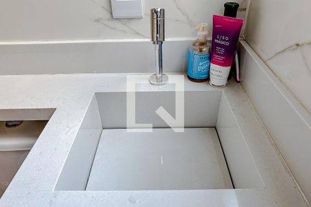 Casa de condomínio à venda com 121m², 2 quartos e 2 vagasBanheiro da Suíte 2