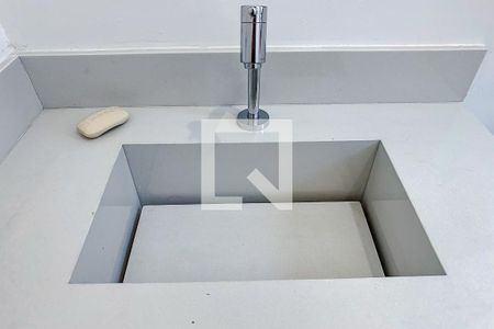 Casa de condomínio à venda com 121m², 2 quartos e 2 vagasLavabo