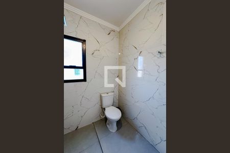 Casa de condomínio à venda com 121m², 2 quartos e 2 vagasBanheiro da Suíte