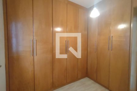 Apartamento à venda com 110m², 3 quartos e 1 vagaQuarto 2