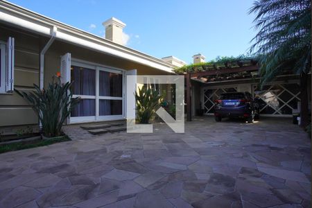 Casa à venda com 400m², 6 quartos e 4 vagasGaragem - Frente