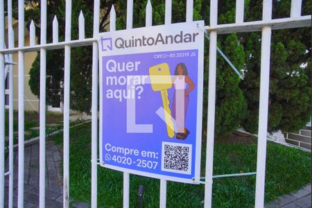 Casa à venda com 400m², 6 quartos e 4 vagasPlaquinha