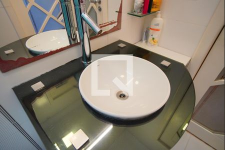 Casa à venda com 400m², 6 quartos e 4 vagasBanheiro da Suíte 4