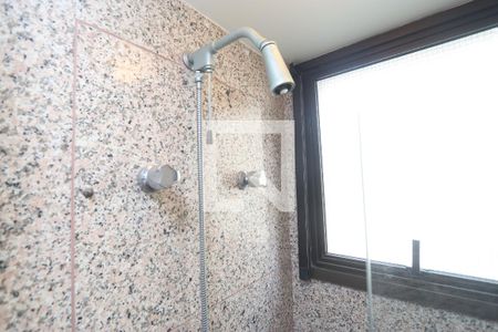 Apartamento à venda com 224m², 4 quartos e 4 vagasBanheiro da Suíte 2