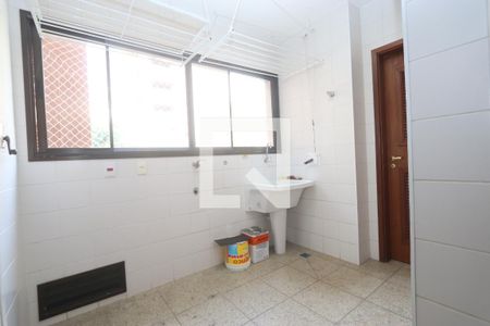Apartamento à venda com 224m², 4 quartos e 4 vagasLavanderia