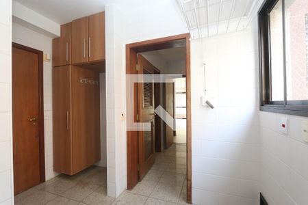 Apartamento à venda com 224m², 4 quartos e 4 vagasLavanderia