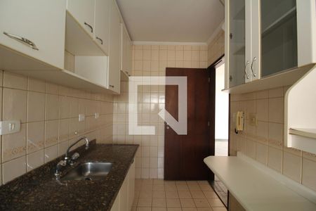 Apartamento à venda com 60m², 2 quartos e 2 vagasCozinha - Armários