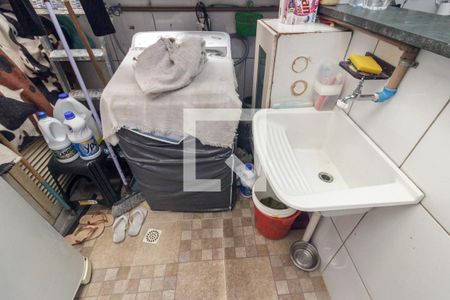 Apartamento à venda com 80m², 2 quartos e sem vagaLavanderia