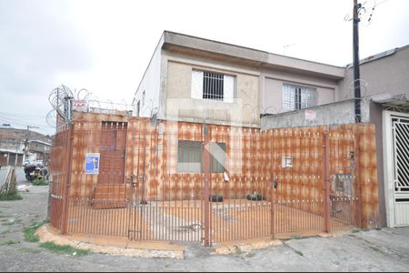 Casa à venda com 128m², 2 quartos e 3 vagasFachada