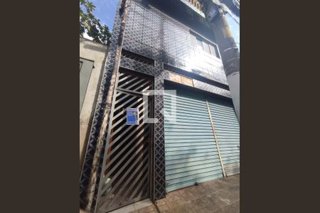 Casa para alugar com 70m², 1 quarto e sem vaga Casa para alugar com 70m², 1 quarto e sem vagaFachada