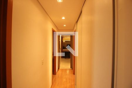 Apartamento à venda com 133m², 4 quartos e 4 vagasCorredor 