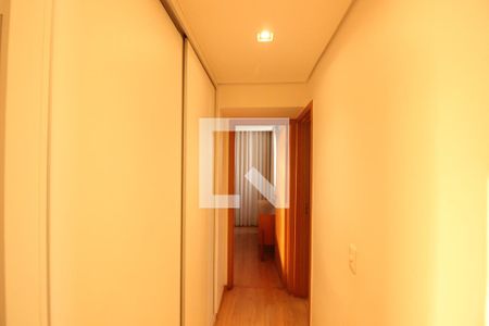 Apartamento à venda com 133m², 4 quartos e 4 vagasCorredor 