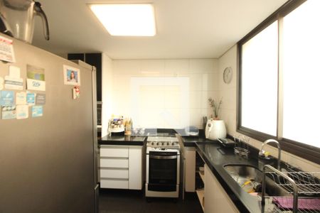 Apartamento à venda com 133m², 4 quartos e 4 vagasCozinha 