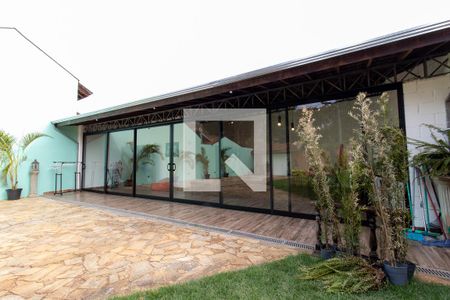 Casa para alugar com 88m², 1 quarto e 4 vagasQuintal