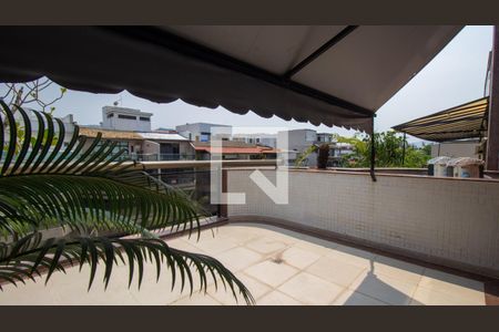 Apartamento à venda com 345m², 5 quartos e 4 vagasVaranda da Suíte 1 e 2