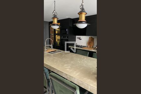 Casa à venda com 120m², 2 quartos e 2 vagasCozinha