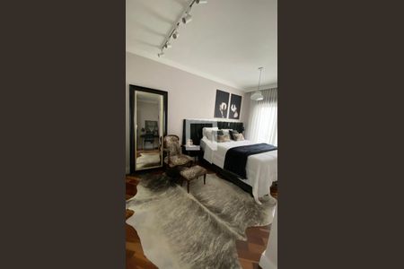 Casa à venda com 120m², 2 quartos e 2 vagasSuíte