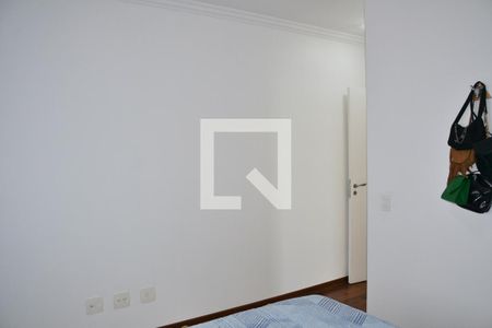 Apartamento à venda com 221m², 4 quartos e 4 vagas Apartamento à venda com 221m², 4 quartos e 4 vagasQuarto