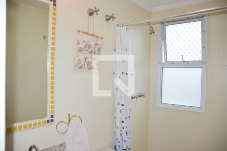 Apartamento à venda com 221m², 4 quartos e 4 vagas Apartamento à venda com 221m², 4 quartos e 4 vagasBanheiro
