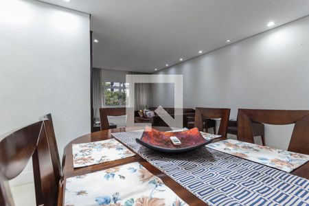 Apartamento para alugar com 108m², 2 quartos e sem vagaSala