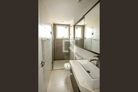 Apartamento à venda com 115m², 3 quartos e 3 vagasbanheiro 1