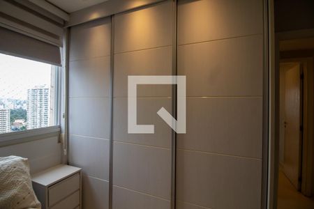 Apartamento à venda com 115m², 3 quartos e 2 vagasQuarto 2