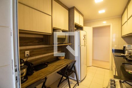Apartamento à venda com 115m², 3 quartos e 2 vagasCozinha
