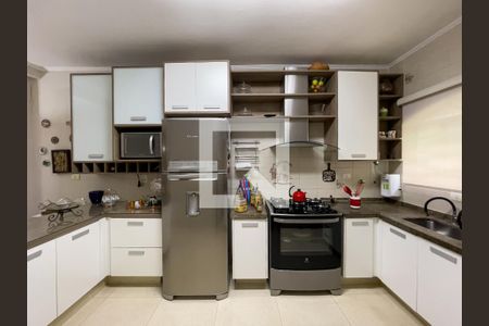 Casa para alugar com 190m², 3 quartos e 2 vagas Casa para alugar com 190m², 3 quartos e 2 vagasCozinha