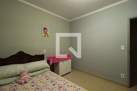 Casa para alugar com 400m², 2 quartos e 4 vagasQuarto