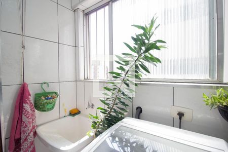 Apartamento para alugar com 70m², 2 quartos e 1 vagaÁrea de Serviço
